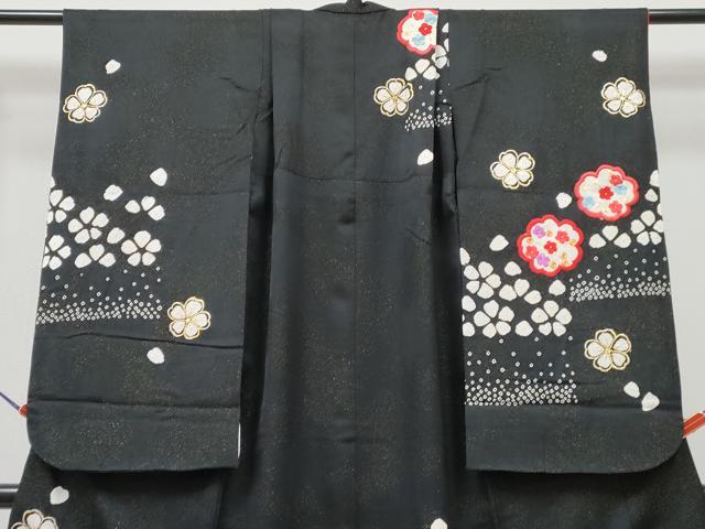 平和屋着物[]七五三　女の子　７歳　祝着　四つ身　長襦袢(無双仕立て)セット　駒刺繍 絞り 舞花文 黒地 金彩 金通し地　逸品　DABG3325ma