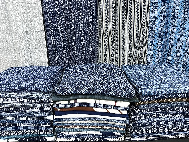 平和屋着物■男性 浴衣 まとめて 45点 和柄 レトロ柄 など 着用可能多数 未使用品あり mmm1403