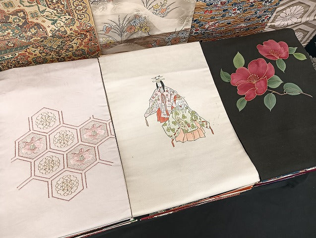 平和屋着物■名古屋帯 まとめて100点 鶴 人物 能 鶴亀 蝶 風景 花柄 正倉院 型染め 駒刺繍 金彩 金銀糸 など 未使用品有 全て正絹 mmm1411
