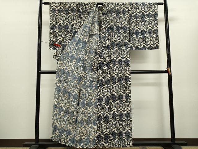 平和屋着物＊夏物　小紋　絽　藍　型染め　草花文　正絹　逸品　CABK6753ze