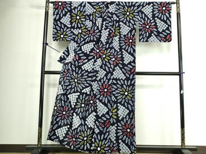 平和屋着物∴夏物　浴衣　有松鳴海絞り　舞花文　綿　逸品　DABJ4325cd
