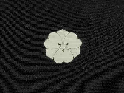 平和屋着物■豪華黒留袖　流水花鳥文　金彩　正絹　逸品　DABJ5191qa