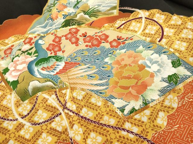 平和屋着物■豪華黒留袖　駒刺繍　地紙孔雀花文　枝梅　金彩　正絹　逸品　DABJ4374cd