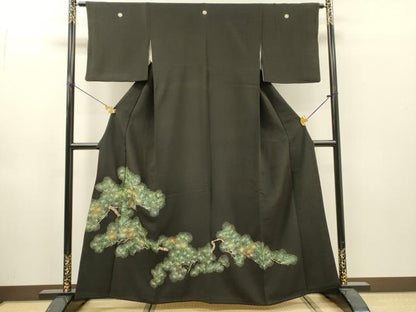 平和屋着物▼豪華黒留袖　総刺繍　松　金糸　正絹　逸品　DABJ7014fe