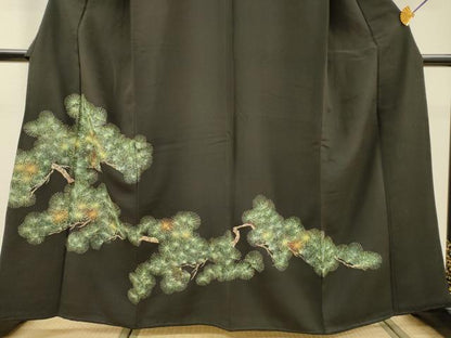 平和屋着物▼豪華黒留袖　総刺繍　松　金糸　正絹　逸品　DABJ7014fe