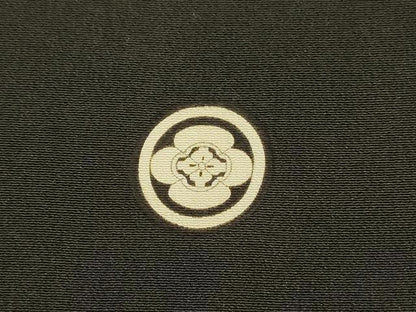 平和屋着物▼豪華黒留袖　総刺繍　松　金糸　正絹　逸品　DABJ7014fe