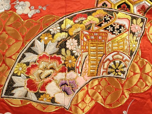 平和屋本店●色打掛　お引きずり　和装　婚礼　結婚式　花嫁　神社挙式　駒刺繍　地紙重ね吉祥花文　金銀糸　逸品　CABL8054ze