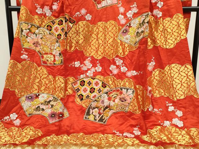 平和屋本店●色打掛　お引きずり　和装　婚礼　結婚式　花嫁　神社挙式　駒刺繍　地紙重ね吉祥花文　金銀糸　逸品　CABL8054ze
