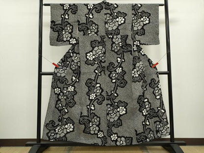 平和屋着物∴夏物　浴衣　有松鳴海絞り　花唐草文　黒地　綿　逸品　CABL8039ze