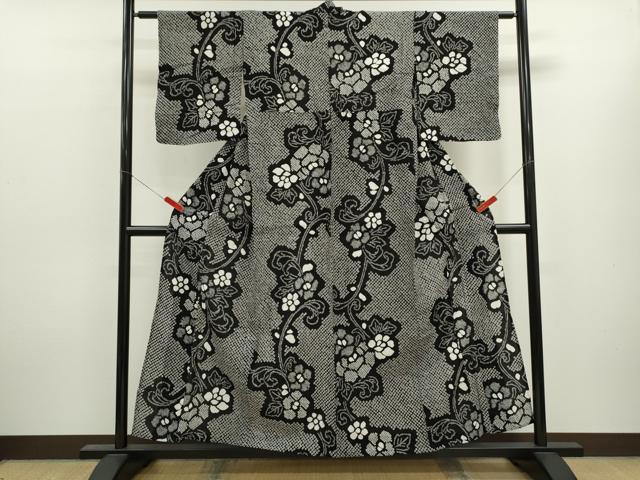 平和屋着物∴夏物　浴衣　有松鳴海絞り　花唐草文　黒地　綿　逸品　CABL8039ze