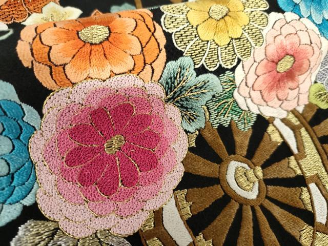 平和屋本店●中国三大刺繍 相良刺繍 手刺繍 お引きずり・お引き摺り・引き振袖 仮絵羽 和装 結婚式 舞妓 芸妓 芸者 衣装 金糸 AABK8397fw