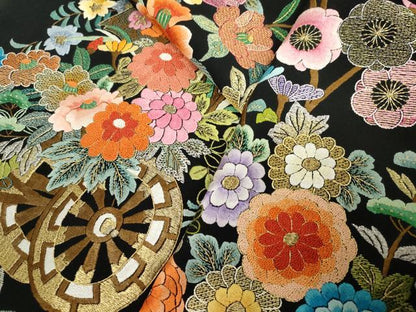 平和屋本店●中国三大刺繍 相良刺繍 手刺繍 お引きずり・お引き摺り・引き振袖 仮絵羽 和装 結婚式 舞妓 芸妓 芸者 衣装 金糸 AABK8397fw