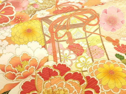 平和屋着物●豪華振袖　駒刺繍　貝桶花松文　牡丹　暈し染め　金彩　正絹　逸品　DABK2016op