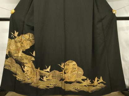 平和屋着物■豪華黒留袖　駒刺繍　飛鶴　宝尽くし　金彩　さが美扱い　正絹　逸品　DABJ5551qp
