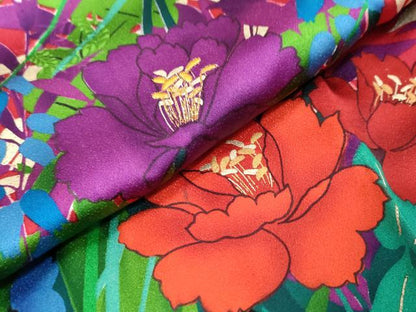 平和屋着物●豪華振袖　駒刺繍　草花文　暈し染め　金彩　正絹　逸品　DABI9924ud