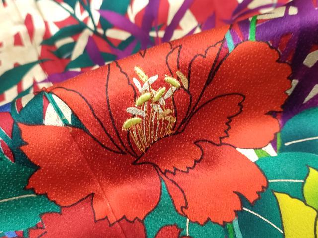 平和屋着物●豪華振袖　駒刺繍　草花文　暈し染め　金彩　正絹　逸品　DABI9924ud