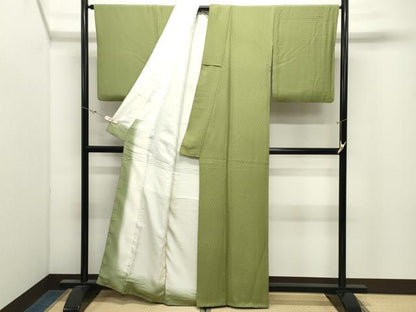 平和屋着物●上質な色無地　亀甲地紋　抹茶色　正絹　逸品　CABK2688gh