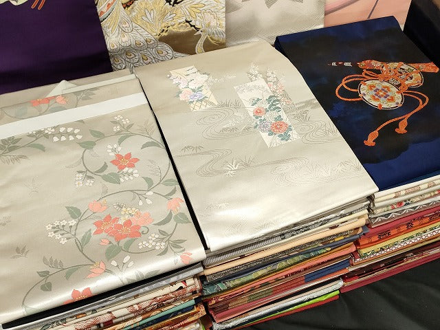 平和屋本店■名古屋帯 まとめて100点 孔雀 花柄 楽器 手描き 刺繍 金彩 金銀糸 など 着用可能多数 未使用品あり 全て正絹 se0007