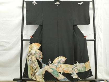 平和屋着物■豪華黒留袖　駒刺繍　扇面飛鶴花文　鴛鴦　牡丹　金銀彩　正絹　逸品　未使用　DABJ5514qa
