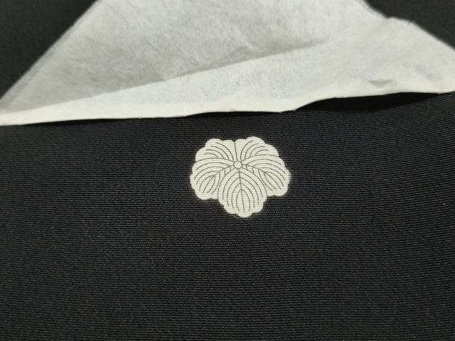 平和屋着物■豪華黒留袖　駒刺繍　扇面飛鶴花文　鴛鴦　牡丹　金銀彩　正絹　逸品　未使用　DABJ5514qa