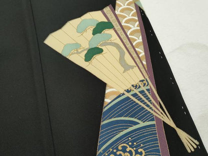 平和屋着物■豪華黒留袖　駒刺繍　扇面飛鶴花文　鴛鴦　牡丹　金銀彩　正絹　逸品　未使用　DABJ5514qa
