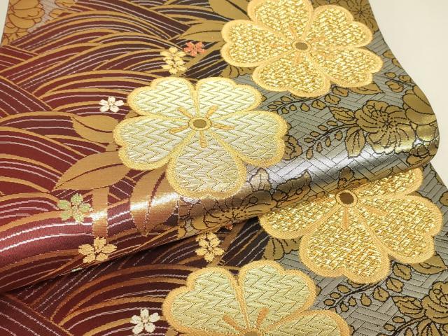 平和屋着物▼六通柄袋帯　流水舞桜文　金糸　正絹　逸品　DABJ1766az