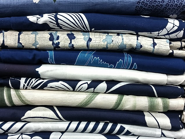 平和屋着物■浴衣 まとめて 45点 朝顔 菖蒲 薔薇 花柄 しじら織 注ぎ染め など 着用可能多数 未使用品あり mmm1464