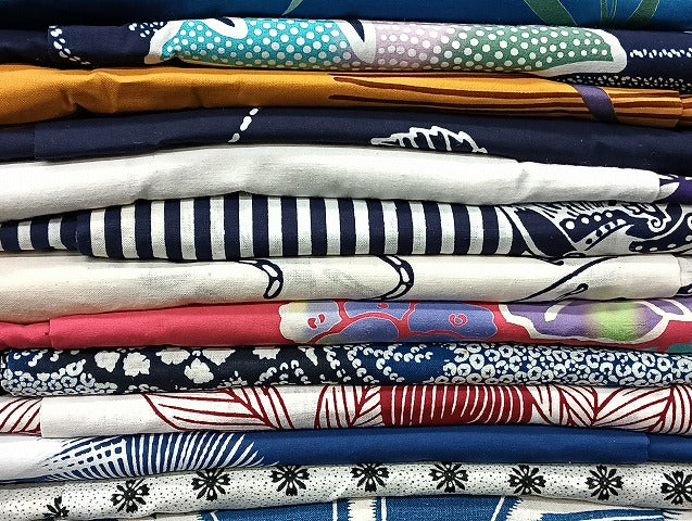 平和屋着物■浴衣 まとめて 45点 蝶 紫陽花 菖蒲 向日葵 花柄 注ぎ染め 暈し染め など 着用可能多数 未使用品あり mmm1472