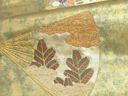 平和屋着物▼六通柄袋帯　唐織　扇面御所車花文　本うるし箔金　正絹　逸品　DABJ6363sf