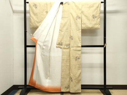 平和屋着物●本場結城紬　重要無形文化財　100亀甲　飛び亀甲柄　枝花文　正絹　逸品　CABM4858gh