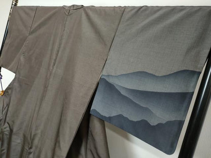 平和屋着物●本場大島紬　訪問着　7マルキ　遠山風景文　正絹　逸品　DABK0254ud