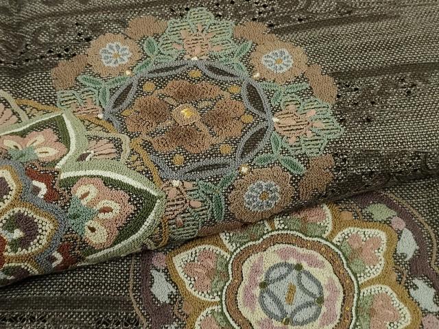 平和屋本店●極上　都喜ヱ門 本場大島紬 訪問着 スワトウ刺繍 相良刺繍 総刺繍  正倉院花文 金糸 藤絹織物謹製 逸品　未使用　DZAB1343kh6