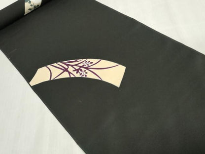 平和屋着物▼付下げ　反物　着尺　短冊草花文　黒地　金彩　逸品　未使用　DABK3650zy
