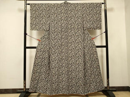 平和屋着物■上質な小紋　蔦の葉文　黒地　正絹　逸品　DABJ9391ya