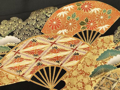 平和屋着物■豪華黒留袖　駒刺繍　松竹梅扇面双鶴花文　金彩　正絹　逸品　CABM1762ev