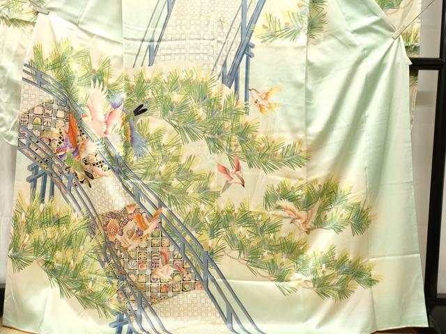 平和屋着物■豪華振袖　刺繍　渡り橋雀吉祥松葉文　暈し染め　金銀彩　正絹　逸品　CABM1784ev