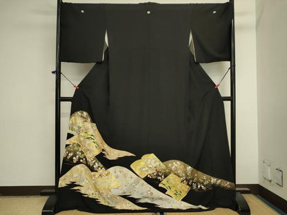 平和屋着物■豪華黒留袖　駒刺繍　冊子花松文　枝梅　金彩　ロング丈　正絹　逸品　DABK6549ya