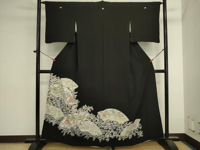 平和屋着物■豪華黒留袖　駒刺繍　風景扇面花松文　金銀彩　正絹　逸品　DABK6547ya