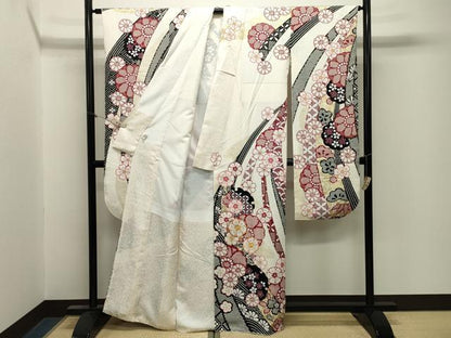 平和屋着物●豪華振袖　駒刺繍　舞花文　金彩　京都きもの友禅扱い　正絹　逸品　CABM5012gh