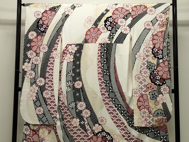 平和屋着物●豪華振袖　駒刺繍　舞花文　金彩　京都きもの友禅扱い　正絹　逸品　CABM5012gh
