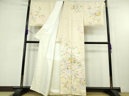 平和屋本店●極上　訪問着　駒刺繍　松竹梅　花丸文　鳥の子色地　暈し染め　反端付き　逸品　未使用　DZAB6825kh6