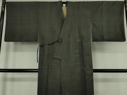 平和屋本店∞希少　本場結城紬　重要無形文化財　道中着　ロング丈　160亀甲　総詰め　檳榔子染色地　逸品　DZAB6733kh6
