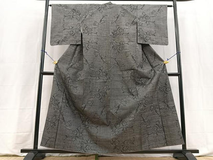 平和屋着物■本場大島紬　7マルキ　唐草文　正絹　逸品　BAAY9072yc