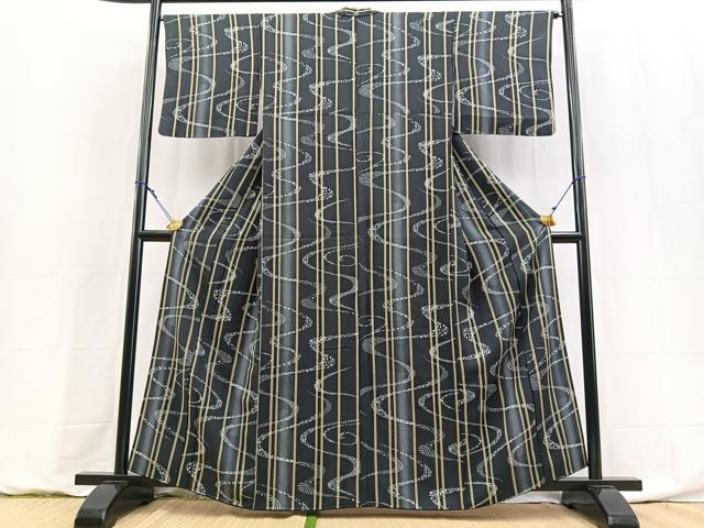平和屋着物■上質な小紋　流水花文　暈し染め　黒地　正絹　逸品　BAAY9155yc