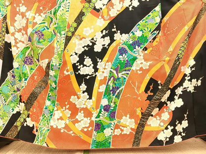 平和屋着物●豪華振袖　駒刺繍　鳳凰草花文　黒地　金彩　正絹　逸品　BAAY9185yc