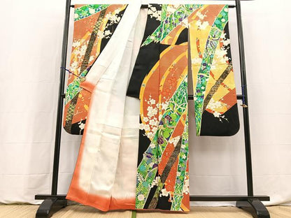平和屋着物●豪華振袖　駒刺繍　鳳凰草花文　黒地　金彩　正絹　逸品　BAAY9185yc