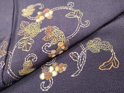 平和屋着物▼訪問着　総刺繍　葡萄蔦の葉文　金糸　鬼しぼ縮緬　正絹　逸品　未使用　DABJ7792fe