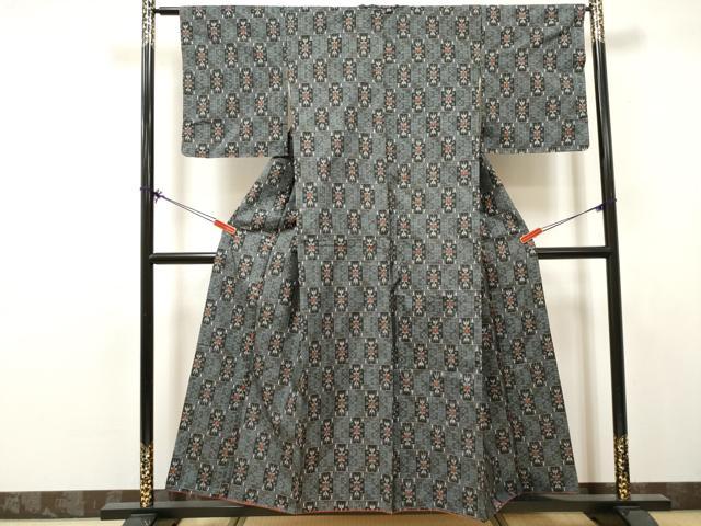 平和屋着物■本場村山大島紬　7マルキ　格子幾何学文様　正絹　逸品　DABK6268qa