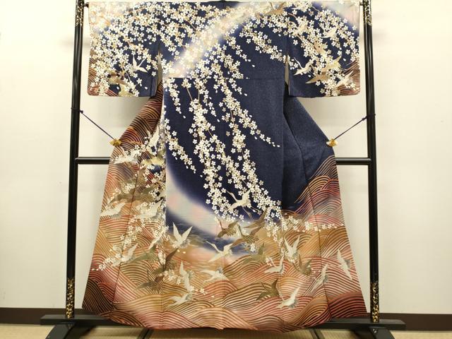 平和屋着物●訪問着　飛鶴枝垂れ桜文　暈し染め　金彩　正絹　逸品　DABK7868du