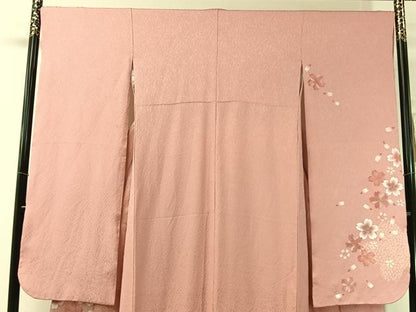 平和屋着物●豪華振袖　駒刺繍　舞桜　金彩　正絹　逸品　CABN3104vp